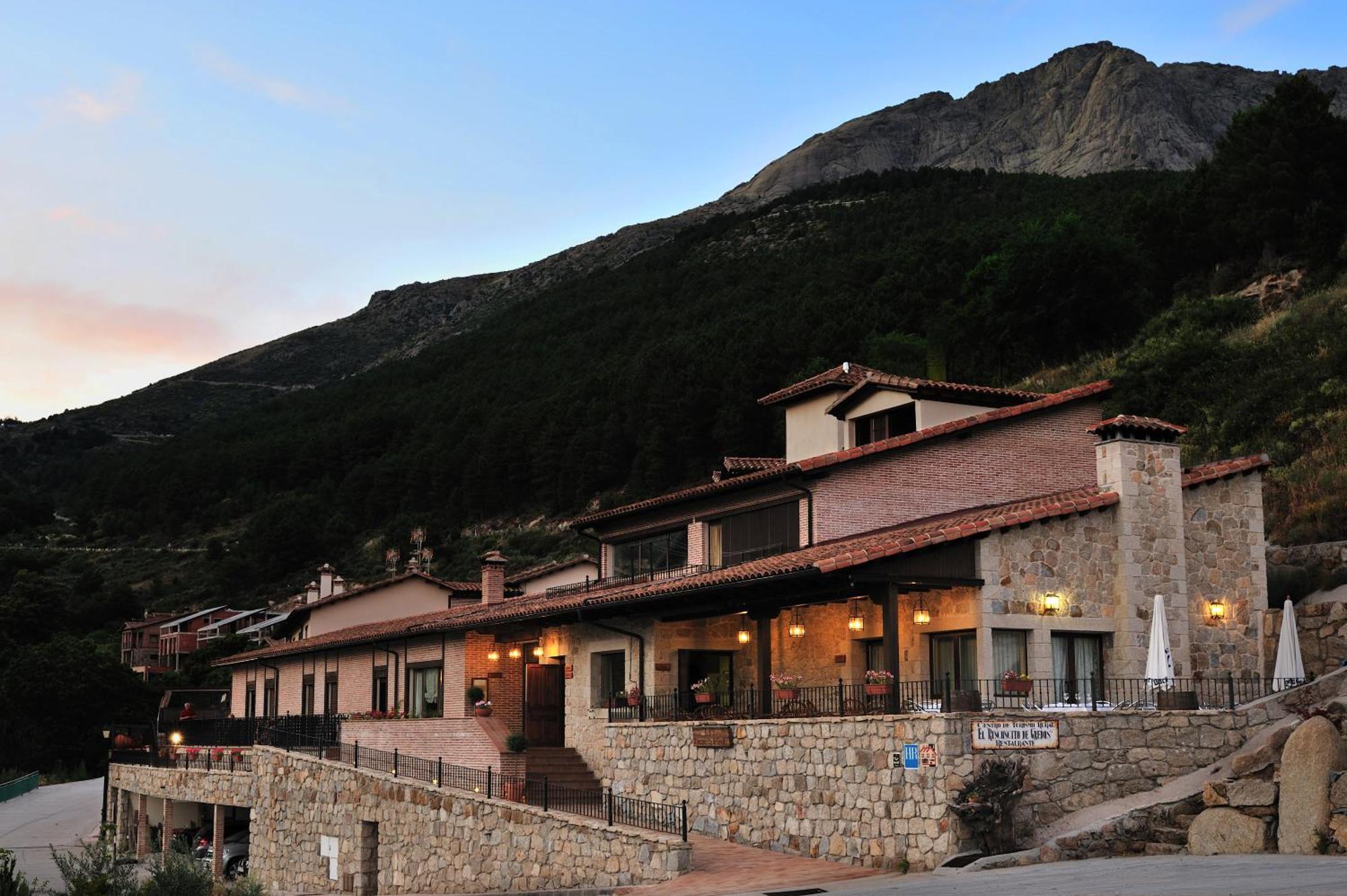 Hotel Rural Rinconcito de Gredos Cuevas Del Valle Exterior foto